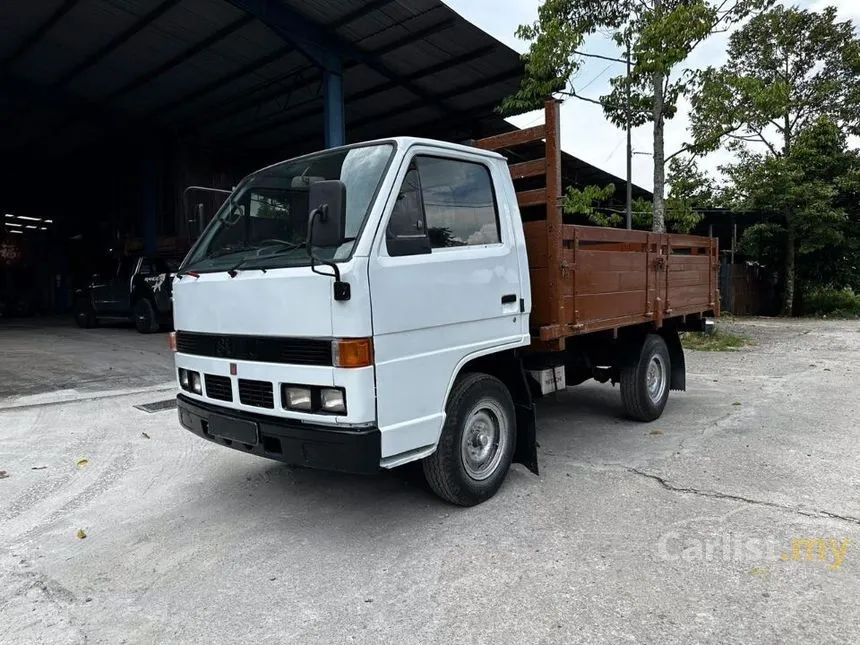 1995 Isuzu NHR Lorry