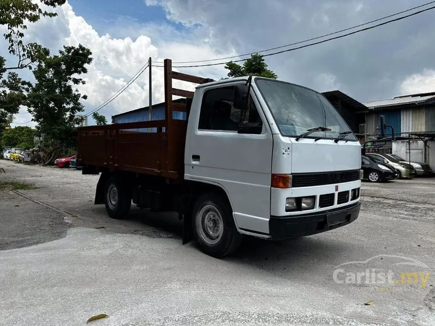 1995 Isuzu NHR Lorry