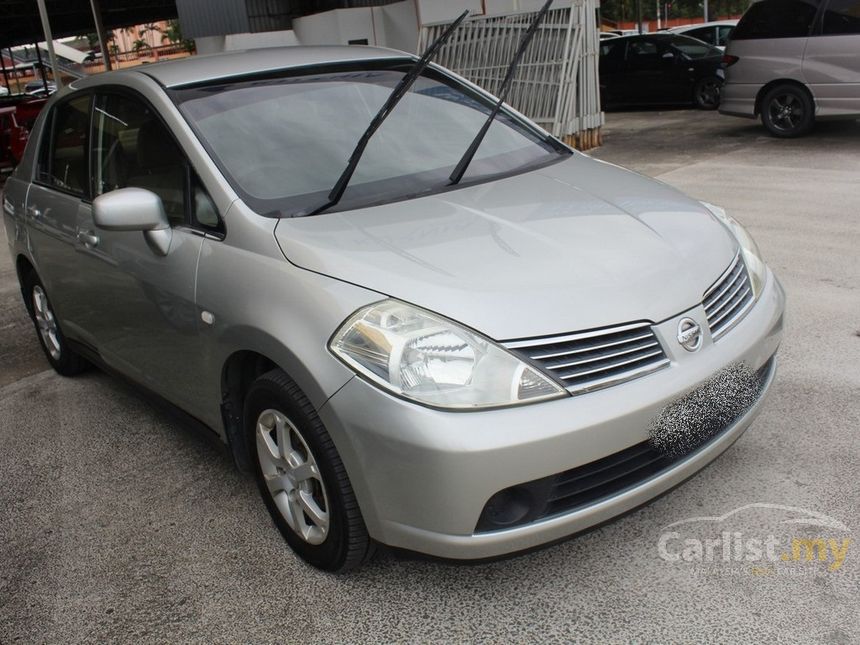 Nissan Latio 2010 ST 1.6 in Johor Automatic Sedan Silver 