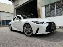 2023 Lexus IS 300 2.0 Version L Sedan Brown interior, Sunroof TIP TOP CONDITION