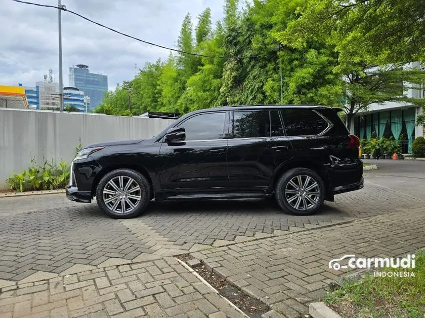2016 Lexus LX 570 Sport SUV