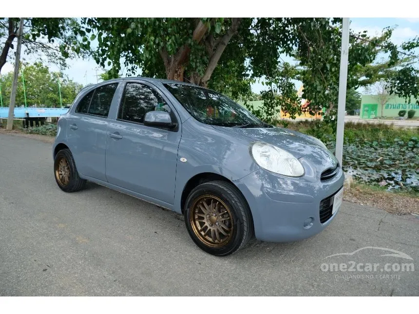 2011 Nissan MARCH S Hatchback