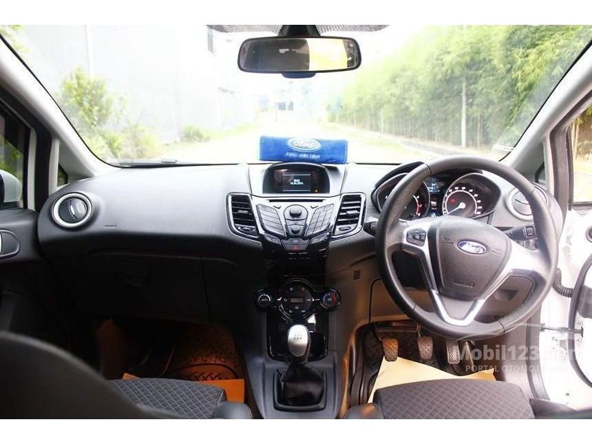 Jual Mobil Ford Fiesta 2015 EcoBoost S 1.0 di Jawa Timur Jual Mobil Ford Fiesta 2015 EcoBoost S 1.0 di Jawa Timur
