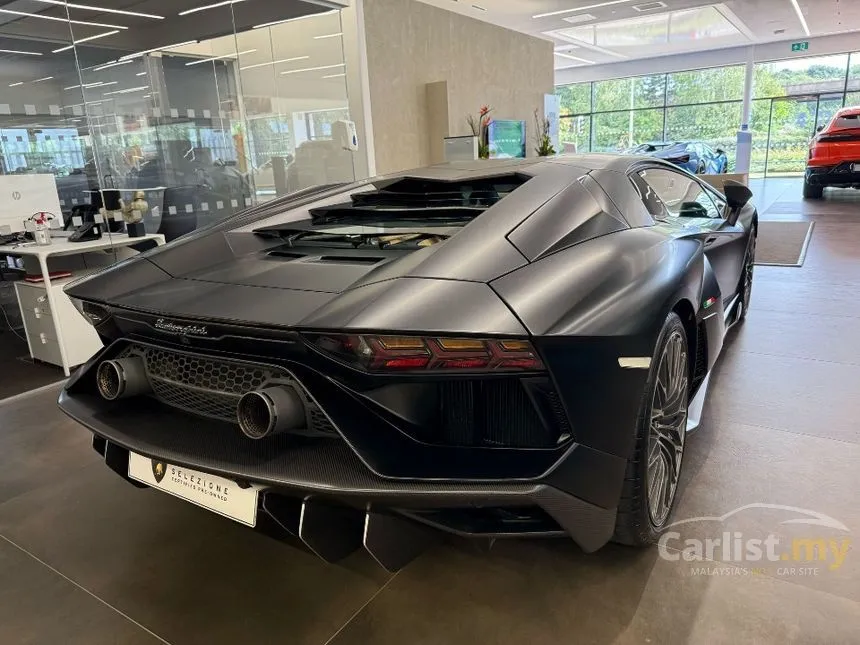 2022 Lamborghini Aventador LP780-4 Ultimae Coupe