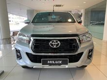 2018 Toyota Hilux 2.4 L-Edition Pickup Truck