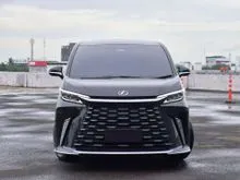 2023 Lexus LM 350h 2.5 4 Seater MPV Hybrid VIP Black on Black Odo 18 Rb (TERMURAH)