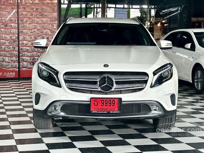 2015 Mercedes-Benz GLA200 Urban SUV