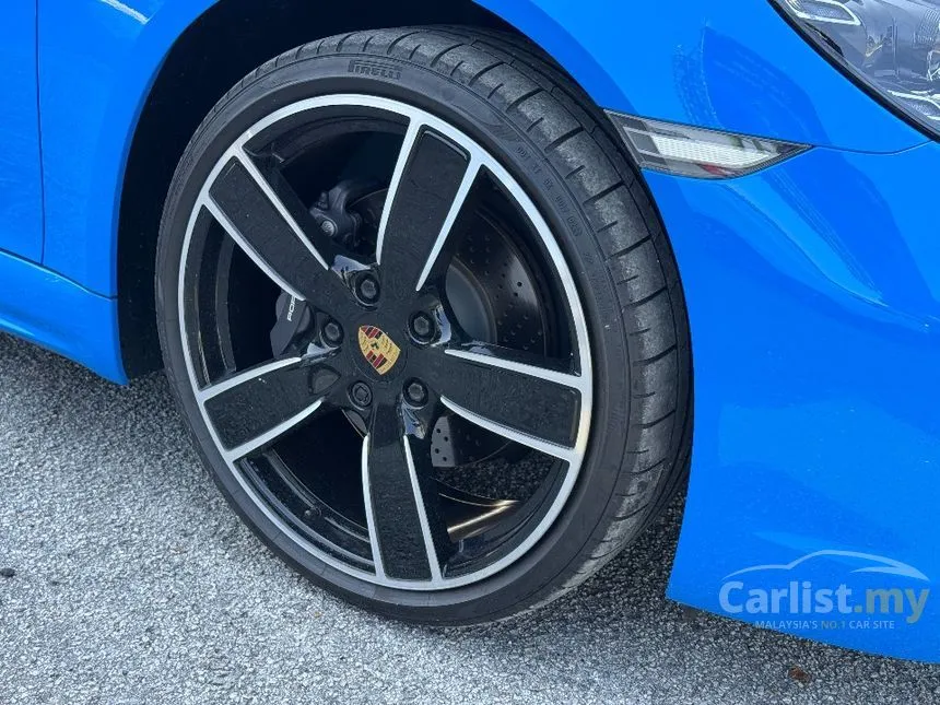 2022 Porsche 718 Cayman Coupe