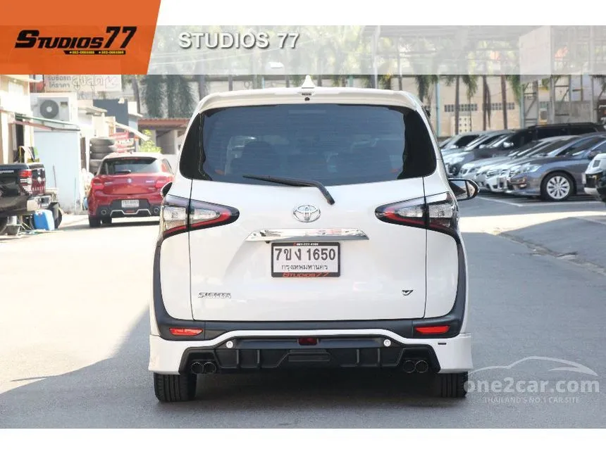 2022 Toyota SIENTA V Wagon