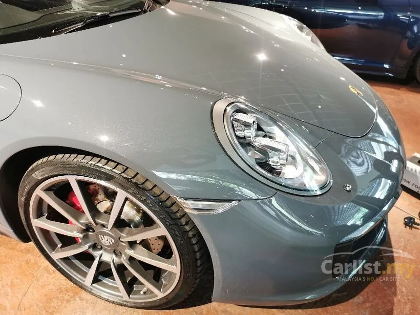 2018 Porsche 911 Carrera 4S Coupe