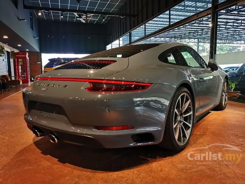 2018 Porsche 911 Carrera 4S Coupe