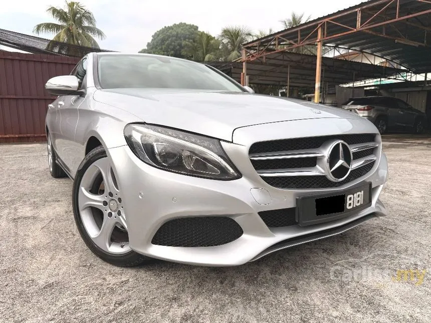2015 Mercedes-Benz C200 AMG Line Sedan