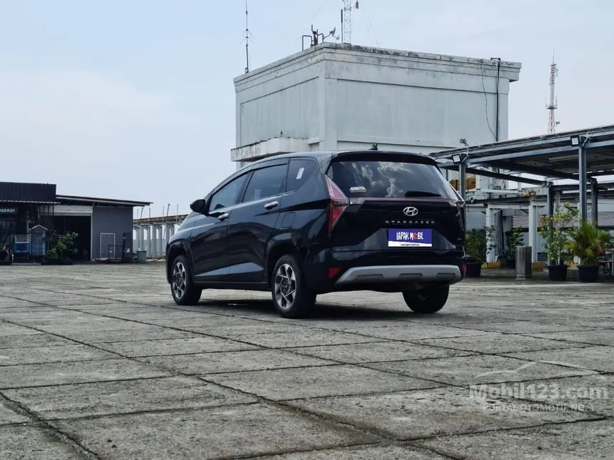 2023 Hyundai Stargazer Prime MPV