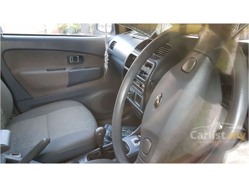 Perodua Kembara 2002 GX 1.3 in Selangor Manual SUV Silver Perodua Kembara 2002 GX 1.3 in Selangor Manual SUV Silver