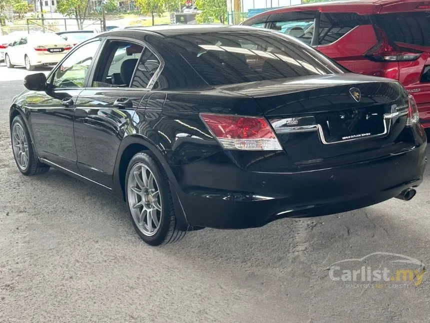 2014 Proton Perdana Executive Sedan