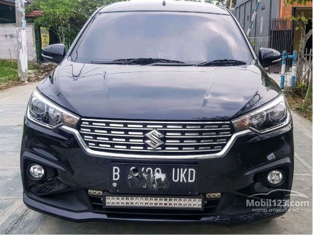 Suzuki Mobil bekas dijual di Dki-jakarta (Indonesia 