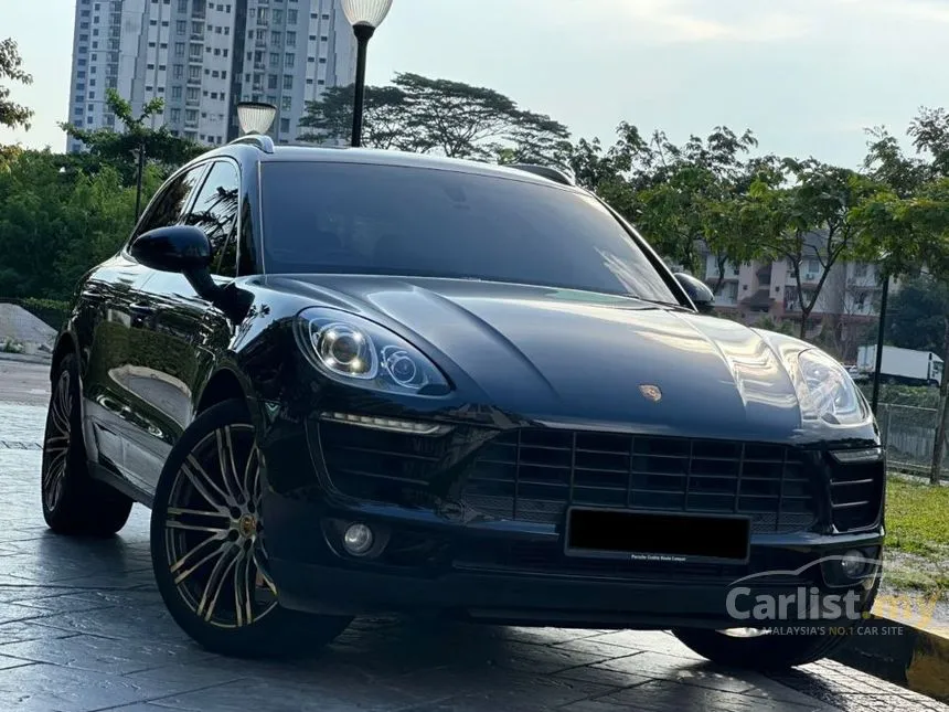 2015 Porsche Macan SUV