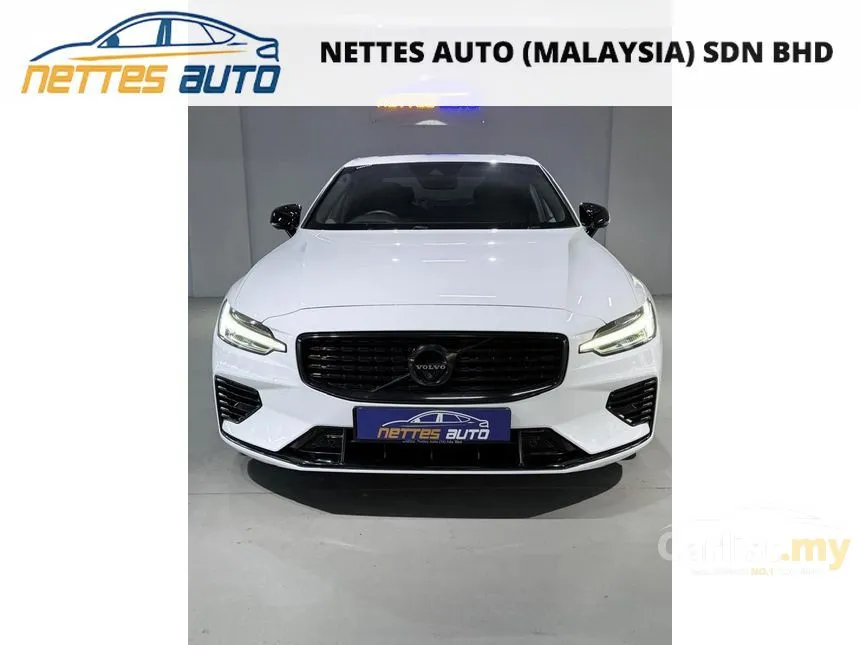 2021 Volvo S60 Recharge T8 R-Design Sedan