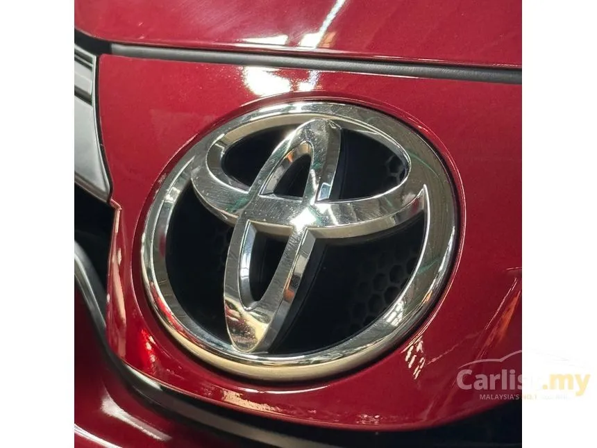 2020 Toyota Yaris E Hatchback
