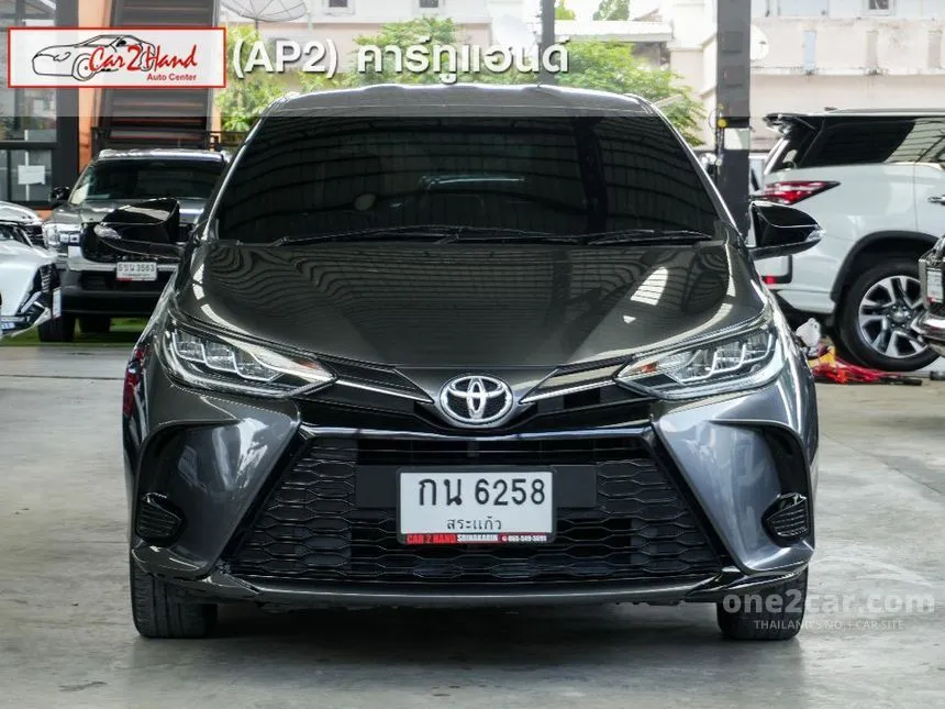 2020 Toyota YARIS Mid Hatchback