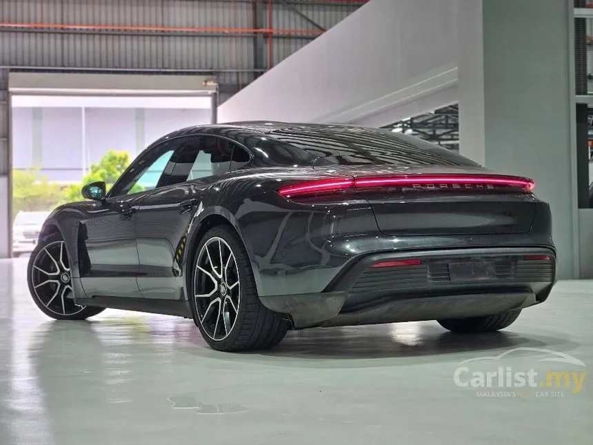 2023 Porsche Taycan Sedan