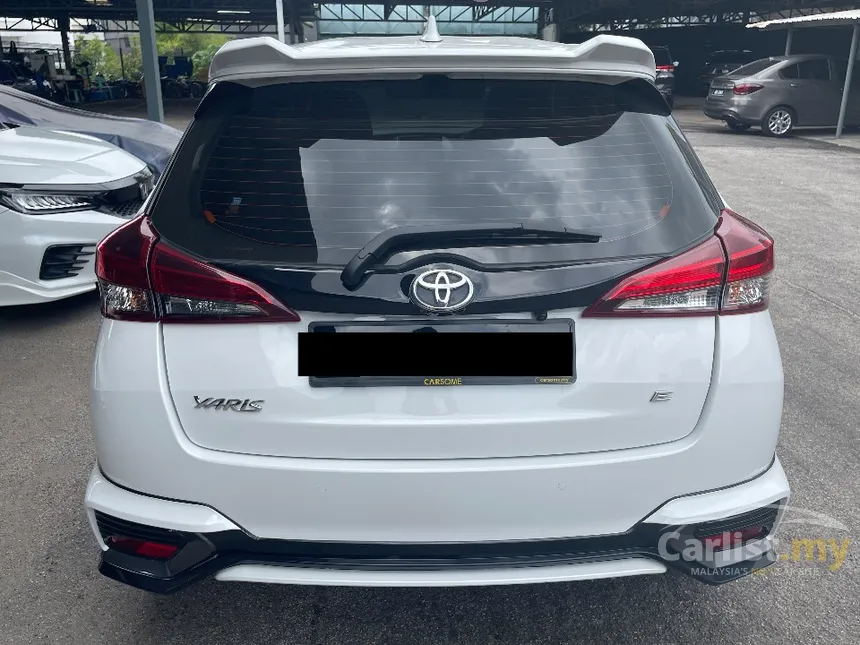 2021 Toyota Yaris E Hatchback