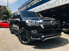 TOYOTA LANDCRUISER 4.6 MODELLISTA 1 YR WRY 2014,POWER BOOT,COOL BOX,8 SEATER,PUSH START,CRYSTAL BLACK IN COLOUR,ONE DATO OWNER