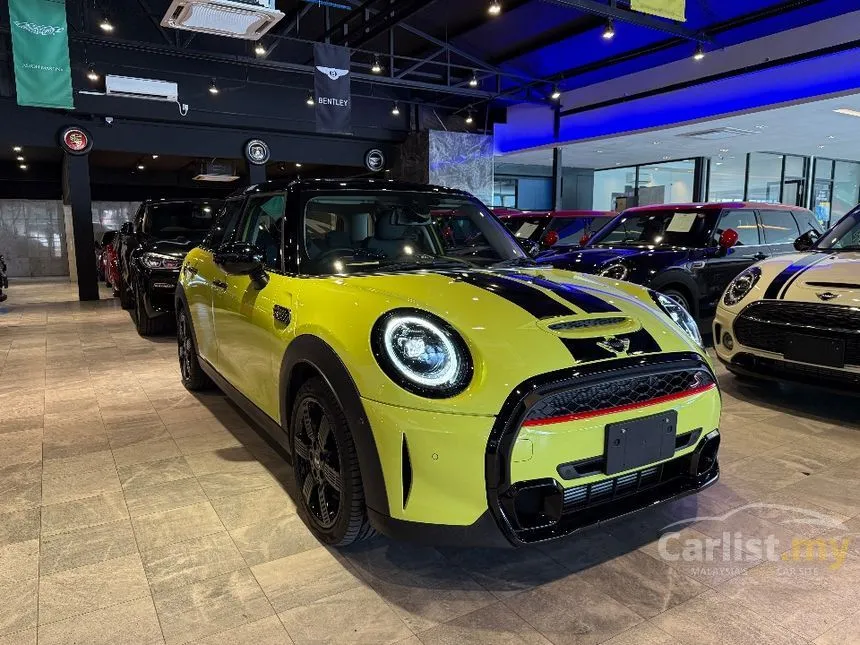 2022 MINI Cooper S 5 Door Hatchback