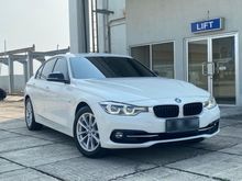 2016 BMW 320i 2.0 F30 Sport Sedan