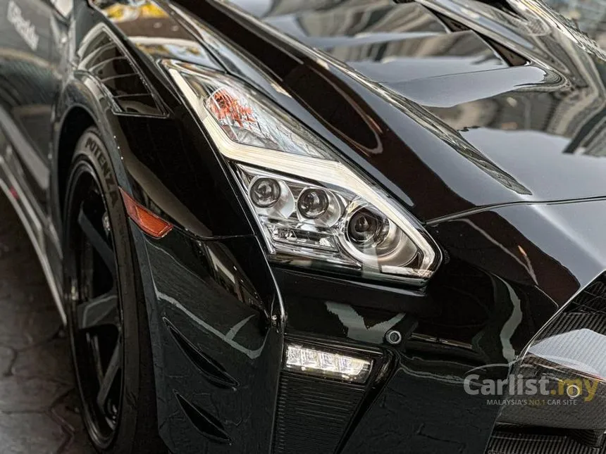 2019 Nissan GT-R Premium Edition Coupe