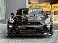 2019 Nissan GT-R 3.8 Black Edition Coupe Bose Sound System Reverse Camera Xenon Light LED Daytime Running Light Paddle Shift Full HKS Titanium Exhaust