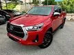 New NEW 2023 READY TOYOTA HILUX Pickup Truck TOP 1 MALAYSIA