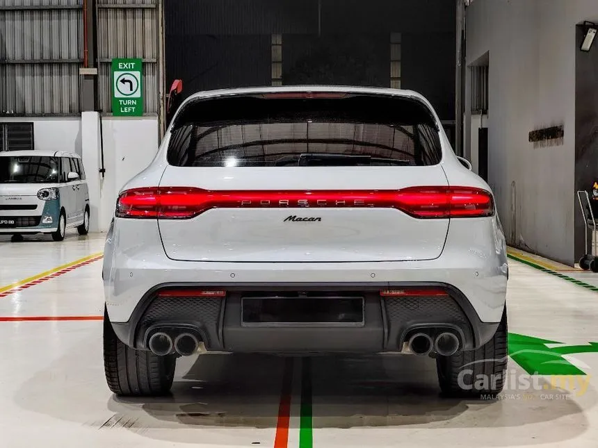 2022 Porsche Macan SUV
