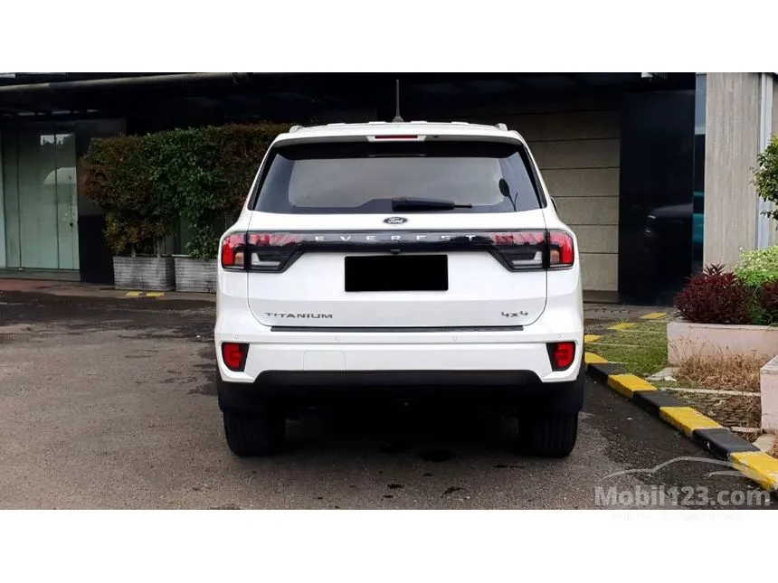 2024 Ford Everest Titanium SUV