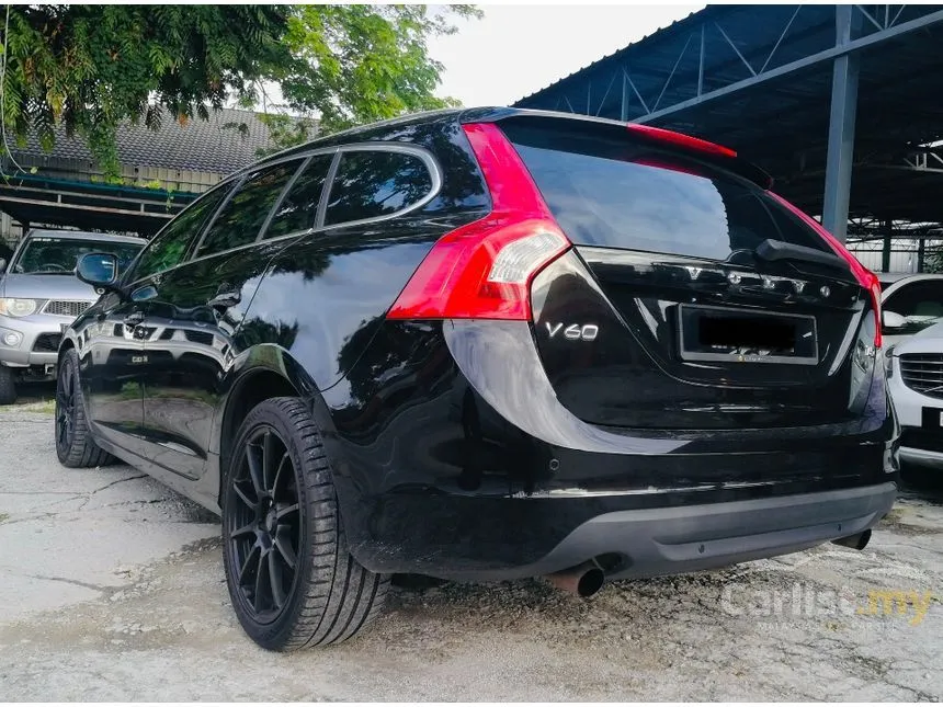 2013 Volvo V60 T5 Wagon