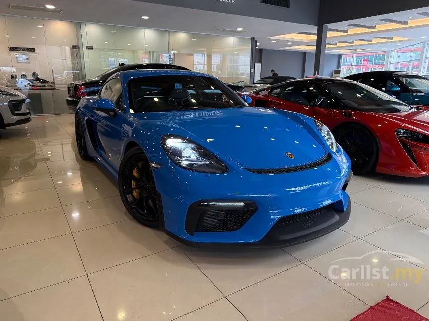 2022 Porsche 718 Cayman GT4 Coupe