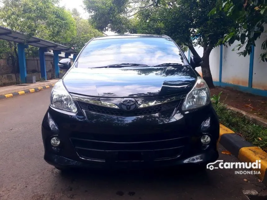 2013 Toyota Avanza Veloz MPV