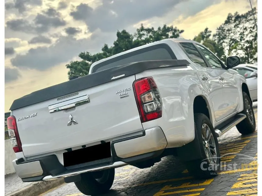 2019 Mitsubishi Triton VGT Dual Cab 4X4 Pickup