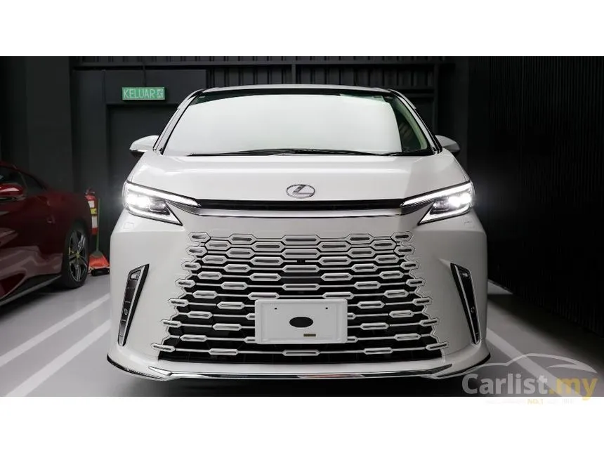 2024 Lexus LM 500h 4 Seater MPV