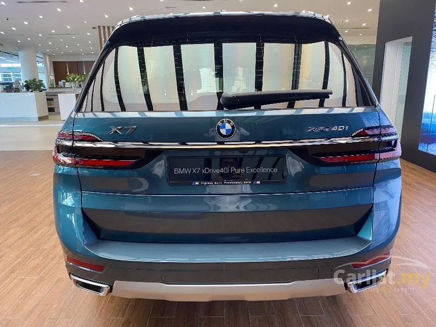 2023 BMW X7 xDrive40i Pure Excellence SUV