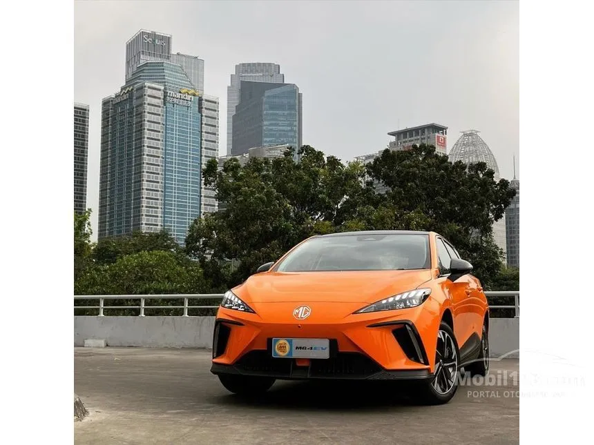 2025 MG 4 EV Magnify Hatchback
