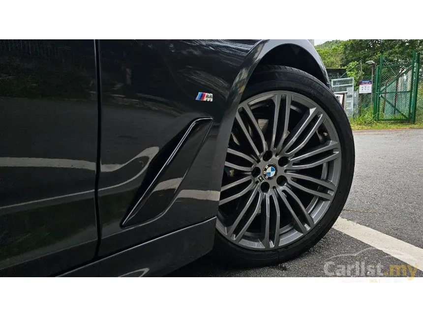 2020 BMW 330e M Sport Sedan
