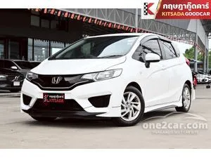 2015 Honda JAZZ 1.5 V Hatchback