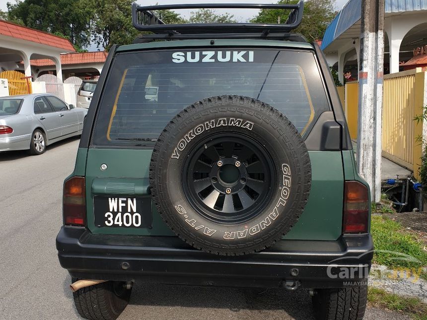 1997 Suzuki Vitara SUV