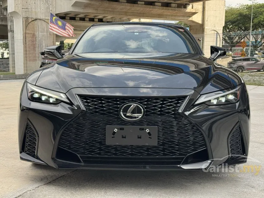 2023 Lexus IS 300 F Sport Sedan