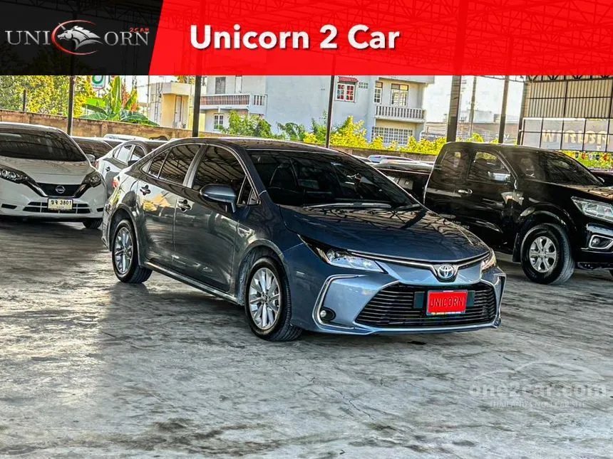 2019 Toyota Corolla Altis Hybrid Entry Sedan