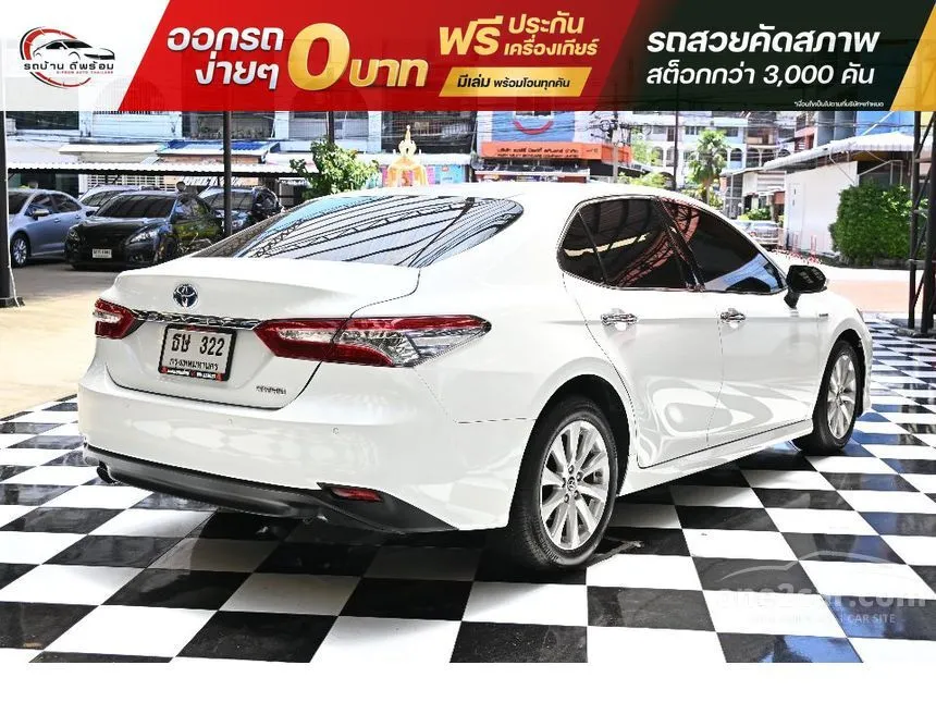 2019 Toyota CAMRY Hybrid Sedan