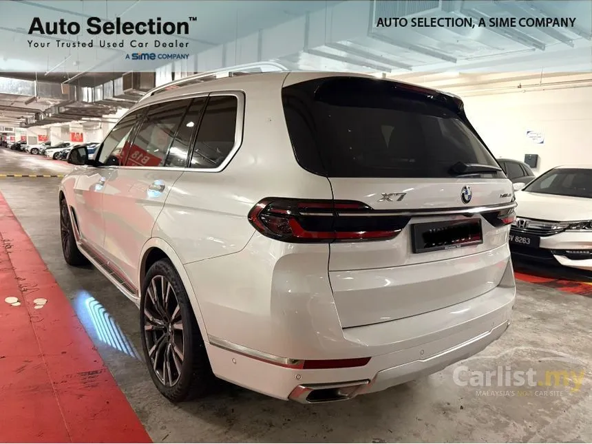 2023 BMW X7 xDrive40i Pure Excellence SUV