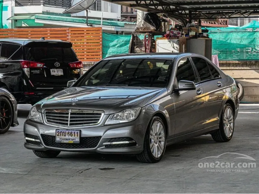 2012 Mercedes-Benz C200 CGI Elegance Sedan