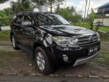 2010 Toyota Fortuner 2.7 V TRD Sportivo SUV .. Warranty 1 Year ..